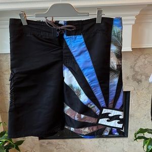 Billabong Mens Board Short